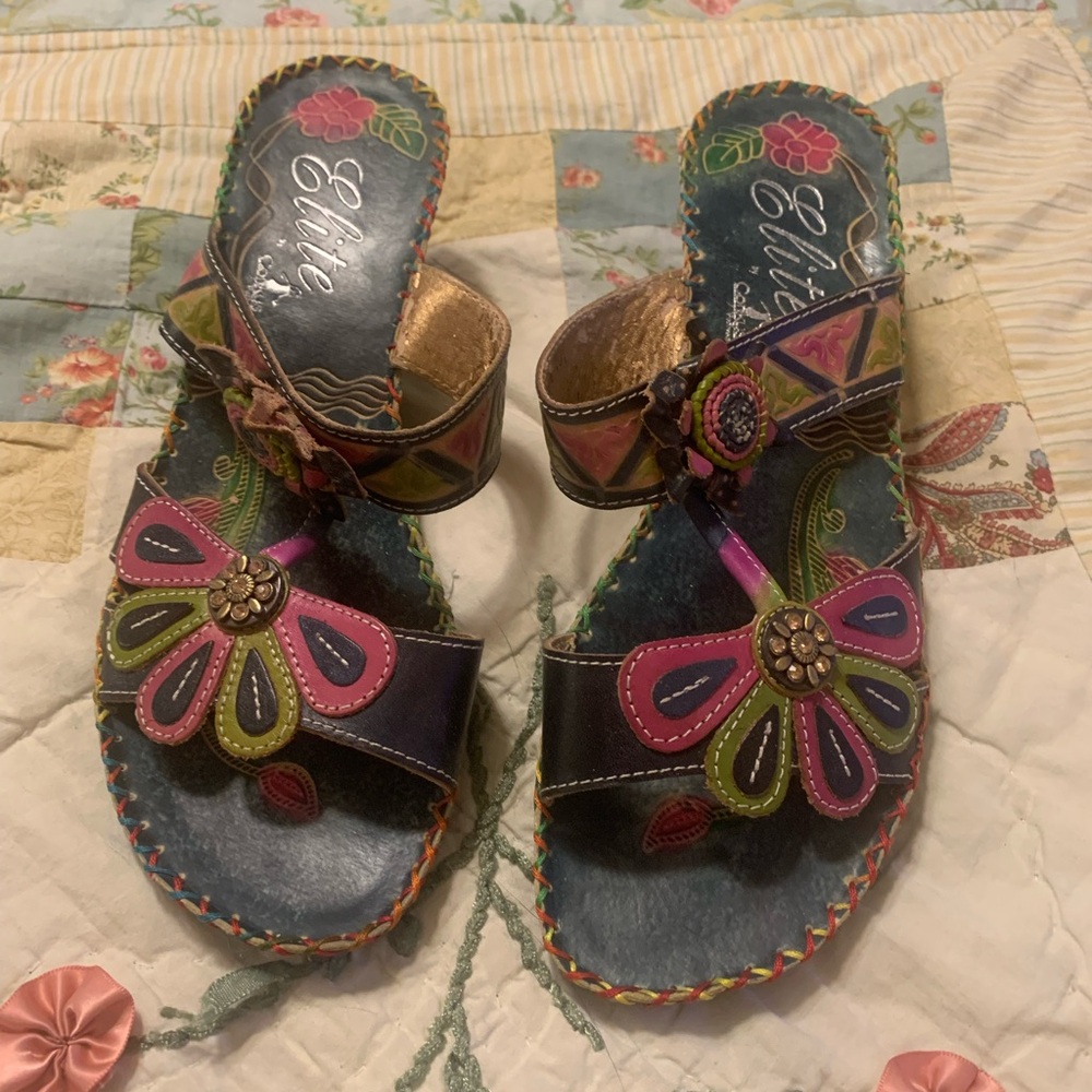 Elite Collection Women's Multicolor Floral Leather Sandals